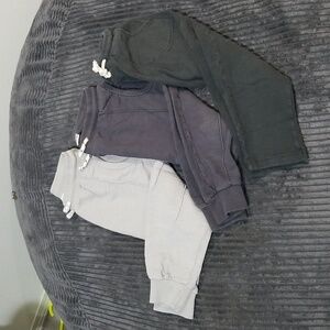 3 pairs of Zara sweatpants sz 3-4years or 104cm